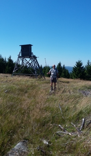 Na vrcholu Mrtvý vrch (1 059 m n. m.). 