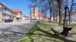 Chvalšiny zdobí kostel svMáří Magdaleny. 
