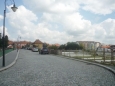 Před zámkem