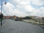 Před zámkem