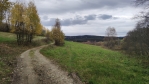 Cesta od Ostré Hory k Tisovce. 