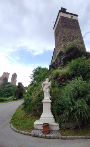 Uhrsturm a hrad Hardegg. 