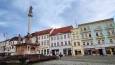 Masarykovo náměstí. Barokní sloup se sochou Panny Marie Immaculaty pochází z roku 1682