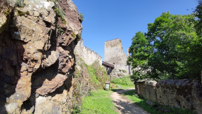 Cornštejn... 
