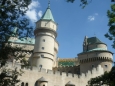 Hradby s věží