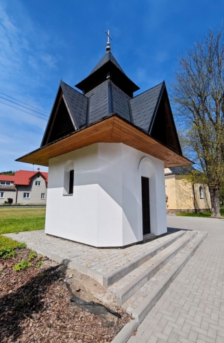 Zvonička.