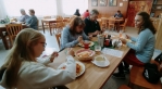 V chýnovské restauraci.