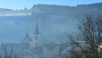 Zvonice sv. Jana Nepomuckého a kostel Navštívení Panny Marie.