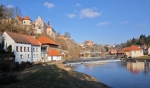 Zámek od Lužnice.