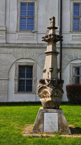 Panátník Františka Josefa L.