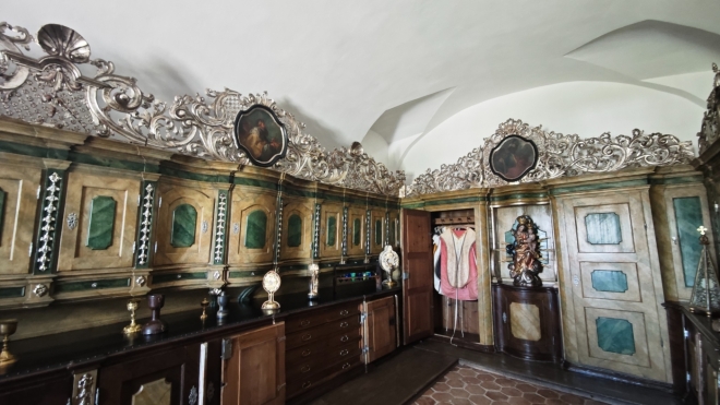 V barokní lékárně...