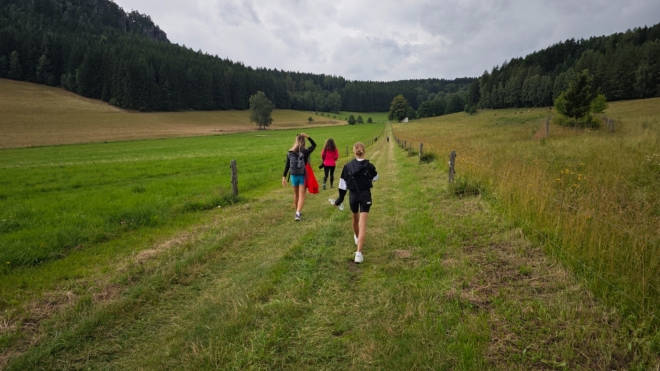 Na Křížovou horu jdeme ze Zdoňova, kde lze zaparkovat.