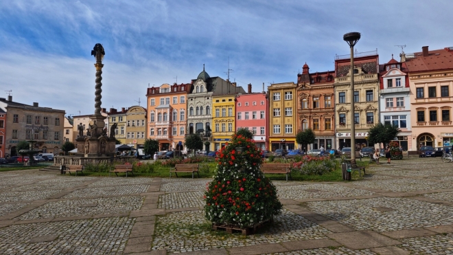 Mírové náměstí v Broumově.