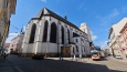 Jedna z nejvzácnějších staveb pozdní gotiky na Moravě. Halové trojlodí je zaklenuté křížovou klenbou z pol. 14. st. V exteriéru kostela je umístěna kopie pozdně gotického sousoší z pol. 15. st. Kristus na hoře Olivetské. (Mapy.com)