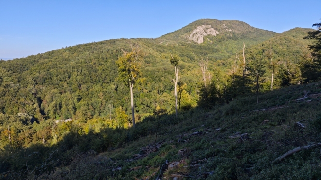 Malá Vápenná nad Sološnickou dolinou.