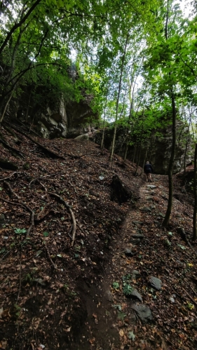 Pod Zbojnickou jeskyní.